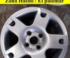 Vendo 4+1 llantas aleación ecosport r15 … como nuevas - Morón