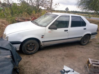 renault-19-1995-manual-16-litres-coronda