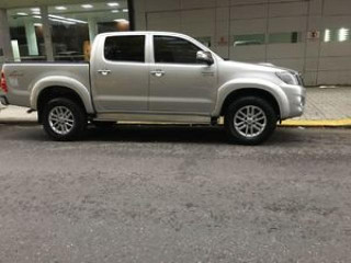 toyota-hilux-2014-buenos-aires