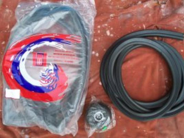 accesorios-nuevos-coupe-dodge-gtx-rt-mundo-dodge-gualeguaychu-big-0