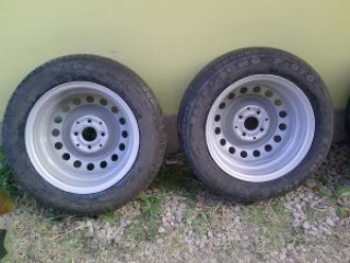 vendo-4-llantas-rodado-14-de-volkswagen-originales-impecables-con-cubiertas-la-plata