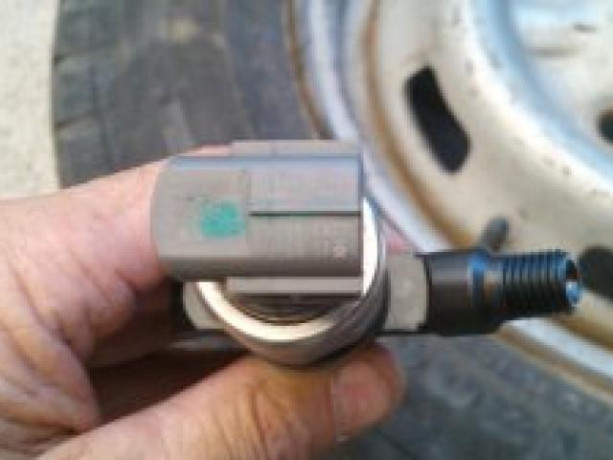 inyectores-toyota-hilux-2005-al-2014-originale-san-isidro-big-1