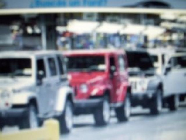 accesorios-amp-repuestos-originales-mopar-lineas-dodge-ram-1500-2500-slt-cruz-del-eje-big-0