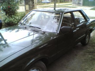 ford-taurus-1981-manual-2-litres-resistencia