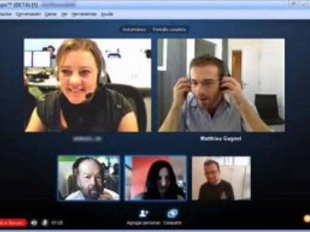 academia-de-ingles-en-inglaterra-ofrece-clases-via-skype-la-plata-big-1